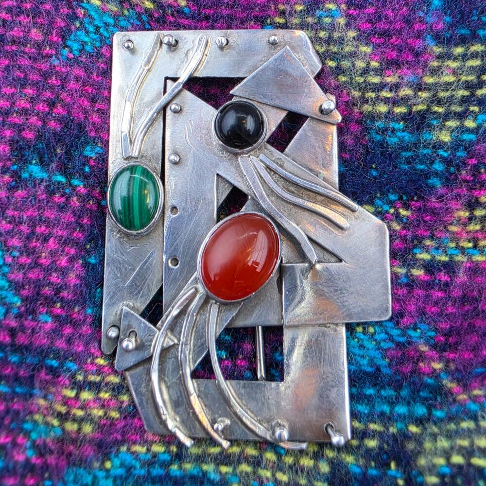 Modernist sculpted sterling scarf pin with carnelian,  Malachite and black onyx